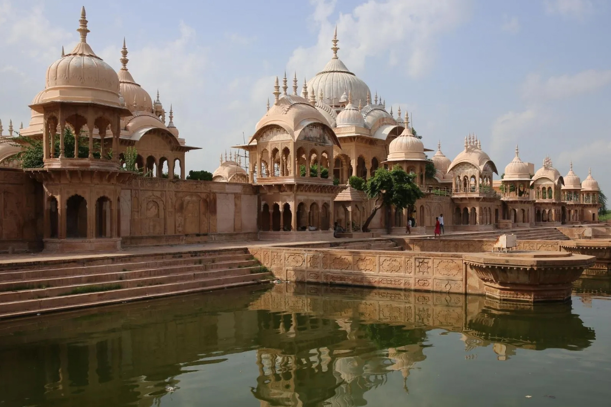 Mathura Vrindavan Tour Package by Car 