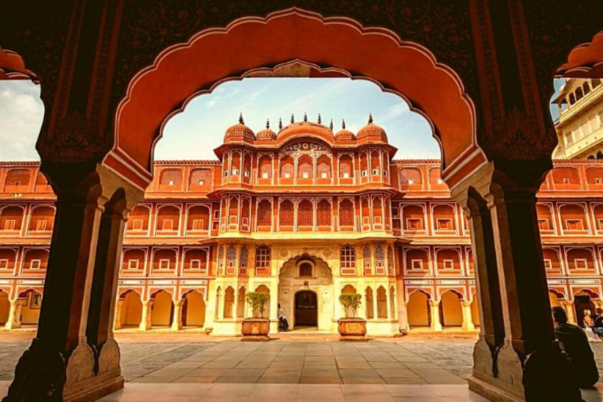 1 Day Jaipur Tour by Private Vehicle (For Family & Groups) 